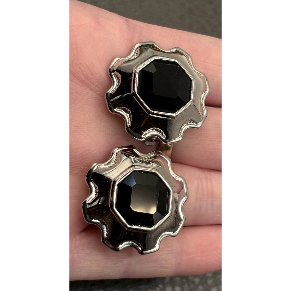 Vintage Swarovski Scalloped Black Faceted Stone Clip-On Earrings Silver Tone